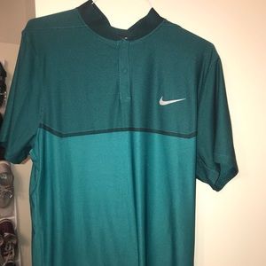 Nike golf men shirt XL